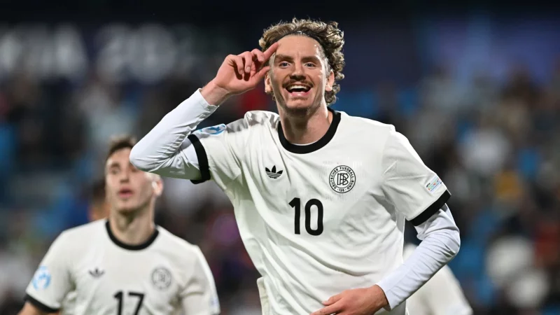 Derzeit einfach nicht zu stoppen: Nick Woltemade. - &copy; Luk&aacute; Grinaj/TASR/dpa