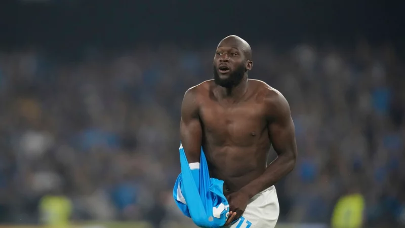 Romelo Lukaku bejubelt seinen Treffer. - &copy; Gregorio Borgia/AP/dpa