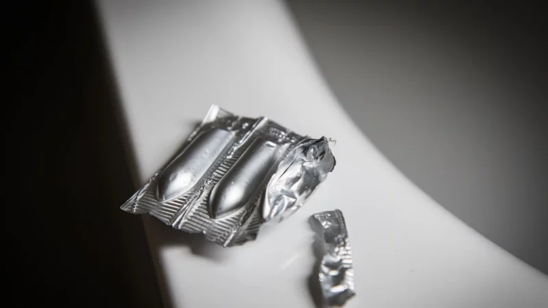 Erfreulich: Von zw&ouml;lf getesteten Mitteln gegen Vaginalpilz schneiden neun mit der Note &laquo;sehr gut&raquo; ab, drei sind &laquo;gut&raquo;. - &copy; Christin Klose/dpa-tmn