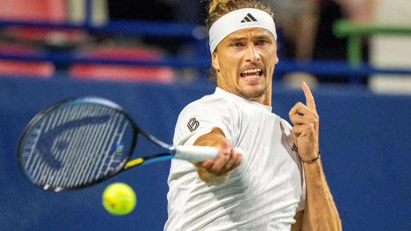 Alexander Zverev steht in Toronto im Viertelfinale. - © Frank Gunn/The Canadian Press/AP/dpa