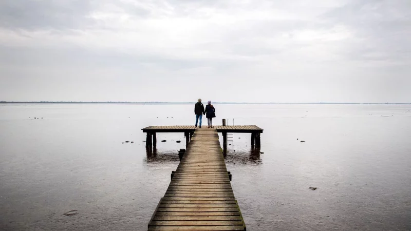 Nicht nur kurzfristig denken: Gehaltsunterschiede bei Paaren k&ouml;nnen auch im Alter noch zu Ungerechtigkeit f&uuml;hren. - &copy; Hauke-Christian Dittrich/dpa/dpa-tmn
