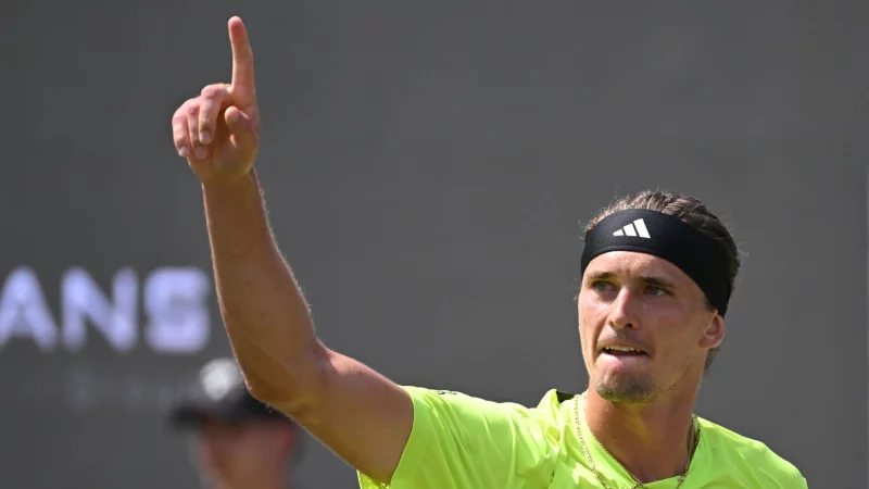 Alexander Zverev kann in Stuttgart seinen 25. Titel gewinnen. - © Marijan Murat/dpa