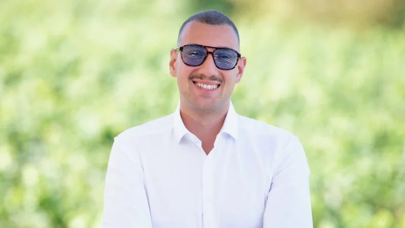 Levin McKenzie m&ouml;chte der erste Deutsche Weink&ouml;nig werden - er steht im Finale. - &copy; Uwe Anspach/dpa