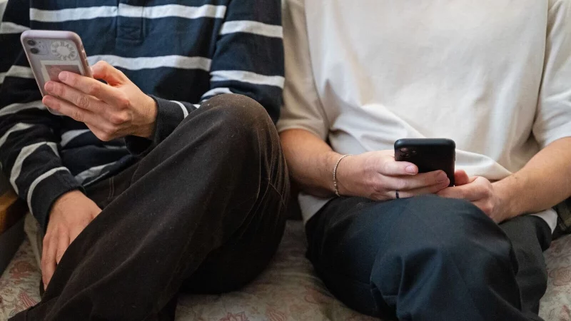 Nummer vergessen? Ein Drittel der Menschen ab 16 kennt die eigene Handynummer nicht auswendig. - &copy; Helena Dolderer/dpa