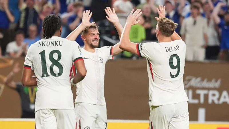 Der FC Chelsea zog nach einem problemlosen Erfolg gegen Esp&eacute;rance Tunis ins Achtelfinale der Club-WM ein. - &copy; Matt Slocum/AP/dpa