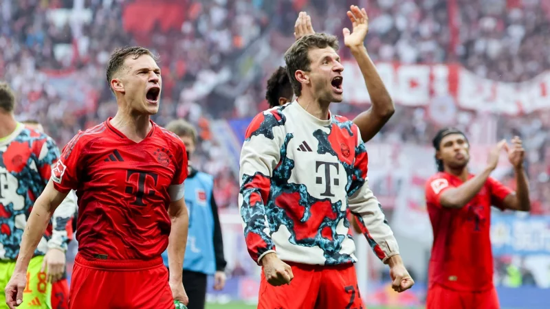 Schon nach dem 3:3 in Leipzig am Samstag war der Bayern-Mannschaft der Titel praktisch sicher. - © Jan Woitas/dpa