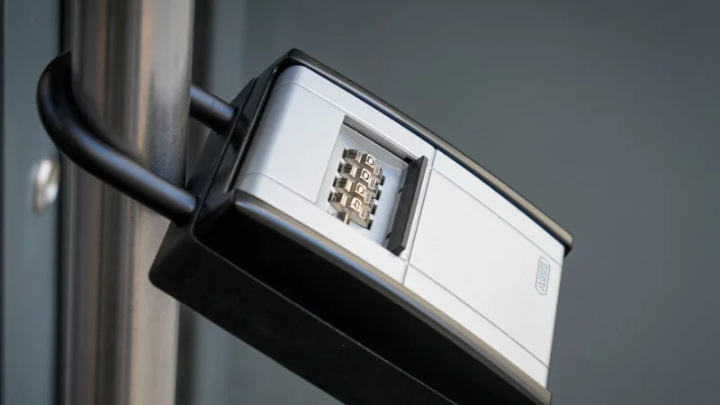 Vermieten ohne Fallstrick: Wer Gäste per Airbnb & Co. empfängt, muss Einnahmen ab 520 Euro in der Steuererklärung angeben. - © Soeren Stache/dpa