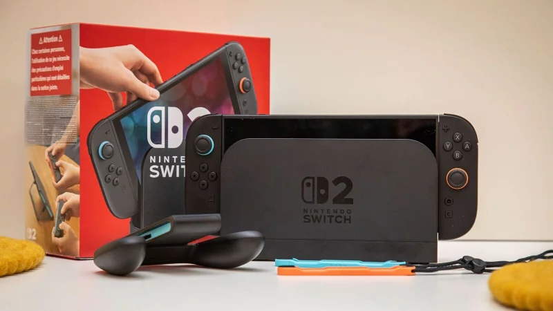 Zum Start schickt Nintendo zwei Varianten in den Markt: Die Switch 2 allein f&uuml;r 470 Euro und die Konsole im Bundle mit &laquo;Mario Kart World&raquo; f&uuml;r 510 Euro. - &copy; Christin Klose/dpa-tmn