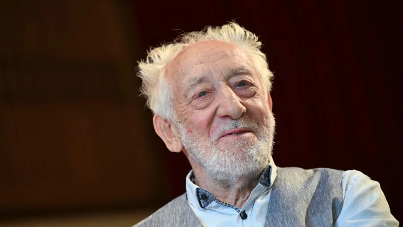 Dieter Hallervorden feiert am 5. September seinen 90. Geburtstag. (Archivbild) - © Jens Kalaene/dpa