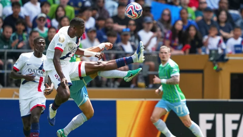 Paris Saint-Germain hat das Achtelfinale der Club-WM erreicht. - © Lindsey Wasson/AP/dpa