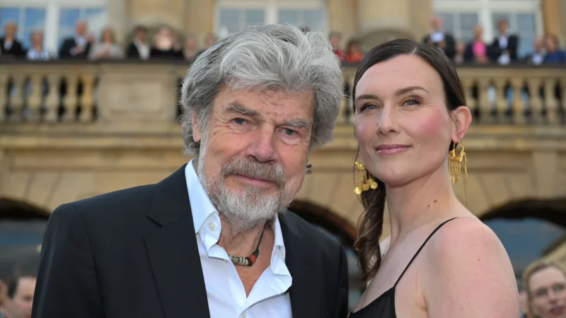 Reinhold Messner und seine Frau Diane gaben sich in Indien erneut das Ja-Wort. (Archivbild) - &copy; Hendrik Schmidt/dpa