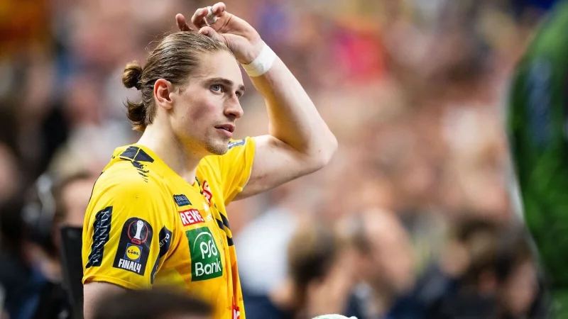 Juri Knorr kann mittlerweile besser mit dem &ouml;ffentlichen Druck umgehen. - &copy; Marius Becker/dpa