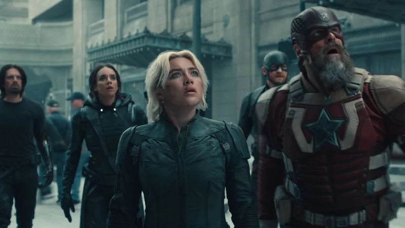 Florence Pugh (3. von links) spielt eine Auftragskillerin. - © Marvel Studios/2024 MARVEL/Disney+/dpa