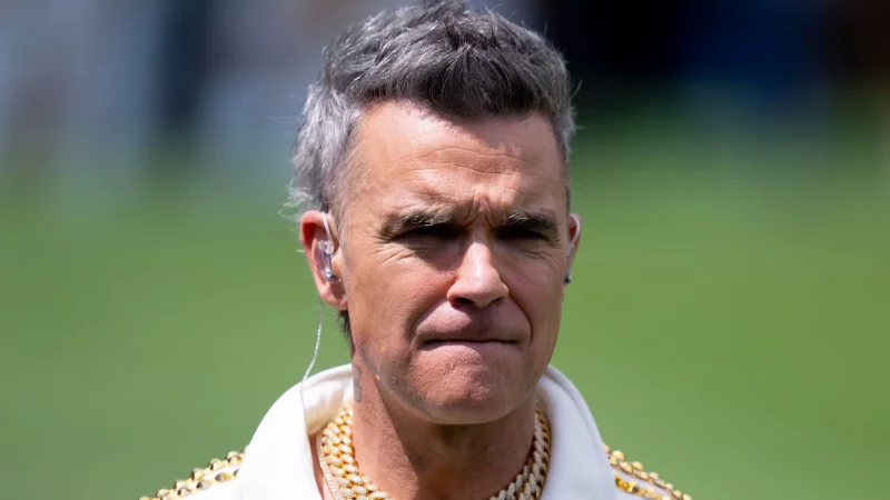 Wegen einer Unwetterwarnung wird eines von zwei Robbie-Williams-Konzerten in Berlin nicht wie geplant stattfinden. (Archivbild). - &copy; Sven Hoppe/dpa