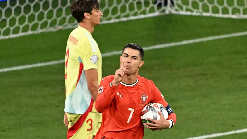 Trifft und jubelt: Cristiano Ronaldo - © Sven Hoppe/dpa