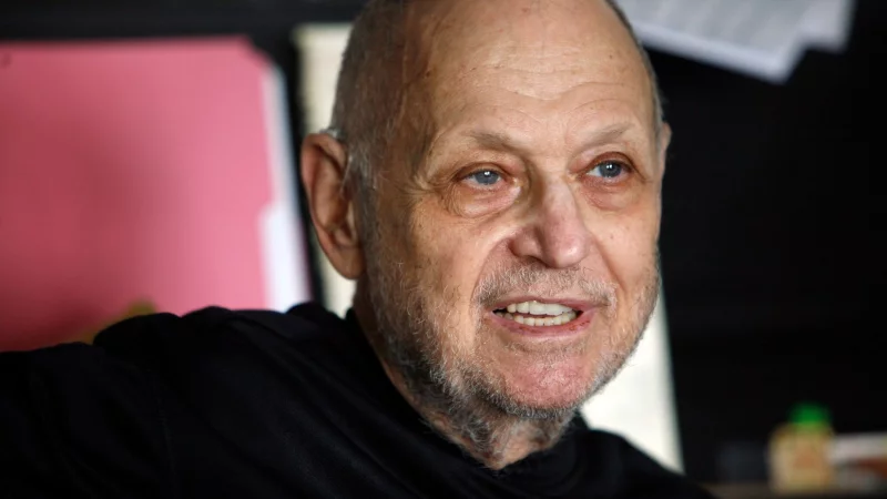 Charles Strouse ist mit 96 Jahren gestorben. (Archivbild) - © Richard Drew/AP/dpa