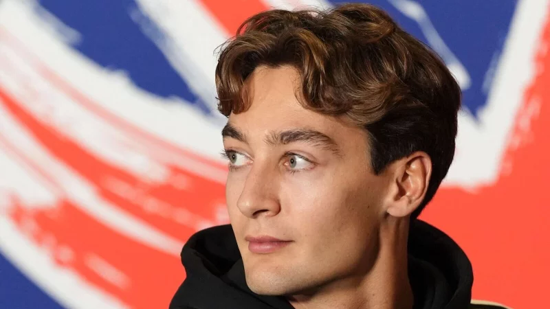 Will seinen Mercedes-Sitz nicht an Max Verstappen verlieren: George Russell. - © Bradley Collyer/PA Wire/dpa