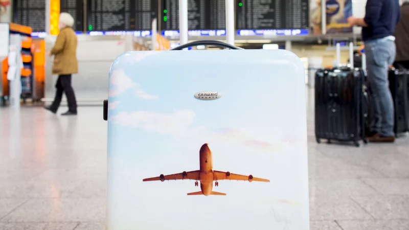 Die Urlaubssaison beginnt: Doch was, wenn der geplanten Reise etwas dazwischenkommt? - © Frank Rumpenhorst/dpa-tmn