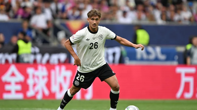 Tom Bischof debütiert wohl bald für die Bayern. - © Federico Gambarini/dpa