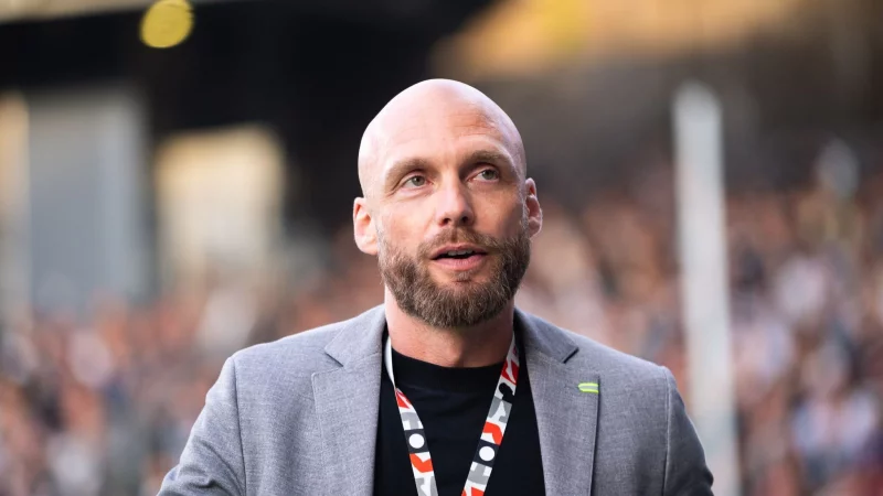 Hat einen neuen Trainer geholt: Sportvorstand Book. - © Silas Schüller/DEFODI Images/dpa