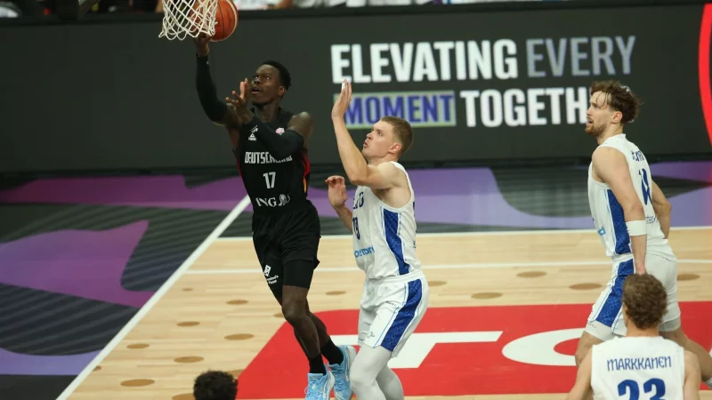 So leicht sah es für Schröder und Co. häufig aus. - © Matthias Stickel/dpa