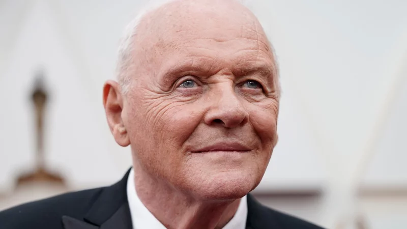 Anthony Hopkins beweist Humor. (Archivbild) - &copy; Jae C. Hong/Invision/AP/dpa