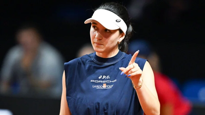 Tennisspielerin Eva Lys muss vor den US Open auf ihren Körper achten - und zieht in Cleveland nach einem Sieg zurück. - © Bernd Weißbrod/dpa