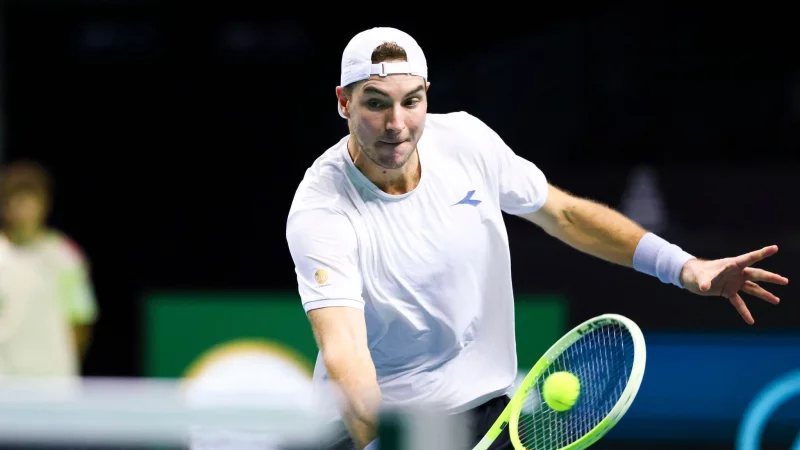 Jan-Lennard Struff bewies in seinem Match gegen Yoshihito Nishioka Nervenst&auml;rke. (Archivbild) - &copy; Frank Molter/dpa