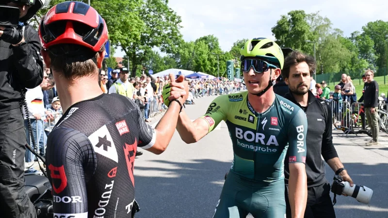 Der deutsche Radprofi Florian Lipowitz. - © Bernd Weißbrod/dpa