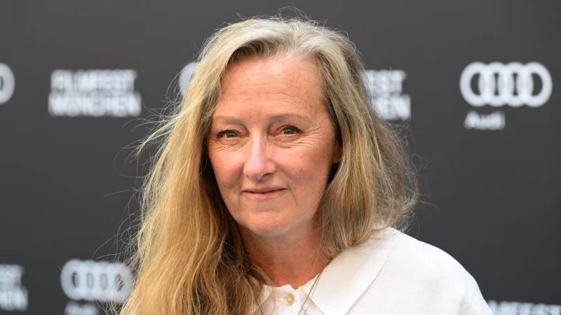 Das neue Buch der Autorin wird vorerst nicht veröffentlicht. (Archivbild) - © Felix Hörhager/dpa