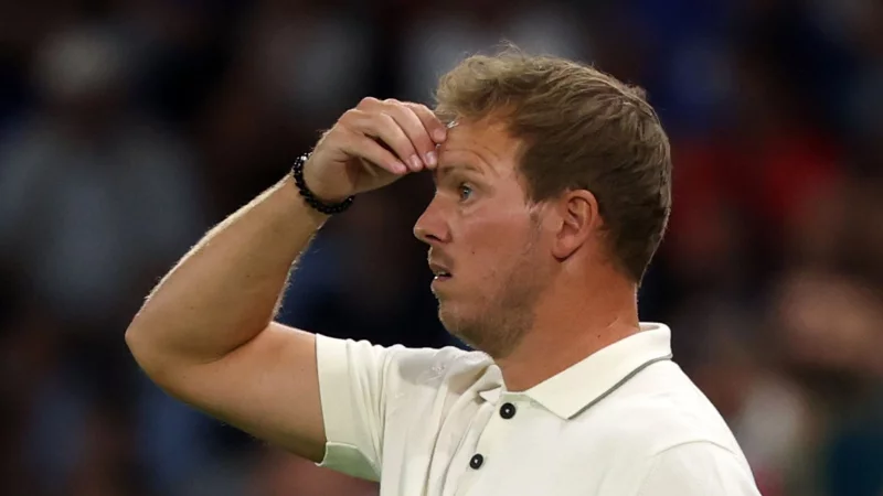 Julian Nagelsmann schrieb mit dem 0:2 in der Slowakei ungewollt DFB-Geschichte. - © Christian Charisius/dpa