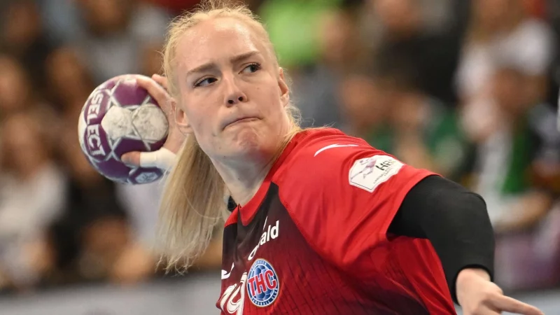 Mit 13 Toren f&uuml;hrte Johanna Reichert die Bundesliga-Handballerinnen des Th&uuml;ringer HC im Finale gegen Ikast Handbold zum European-League-Triumph. - &copy; Marijan Murat/dpa