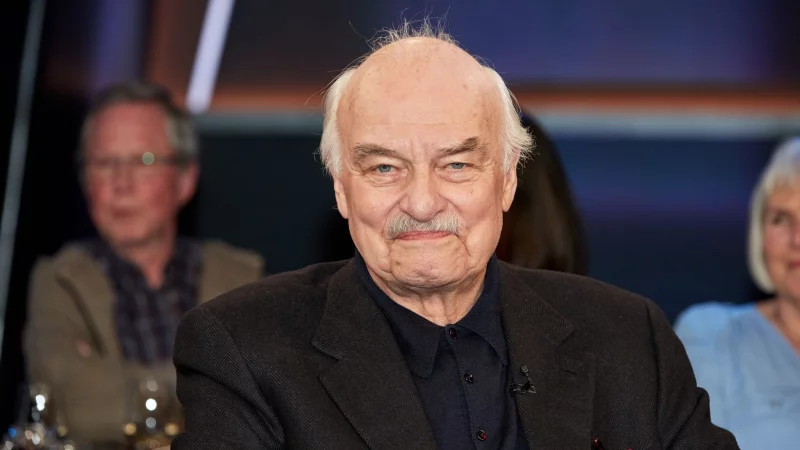 Mit 90 blickt Charles Brauer auf eine sehr lange und erf&uuml;llte Karriere zur&uuml;ck. - &copy; Georg Wendt/dpa