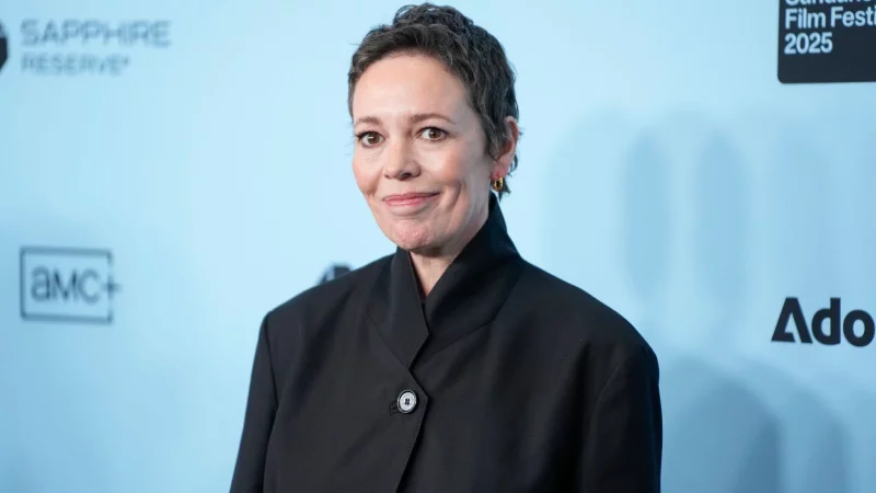 Olivia Colman (51) spielt die Frau Ivy in dem neuen Film «Die Rosenschlacht». (Archivbild) - © Charles Sykes/Invision/AP/dpa