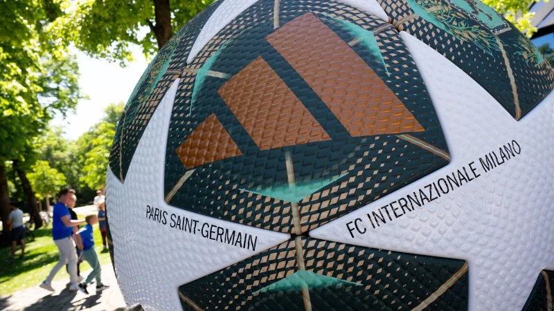 Am Modus der Champions League gibt es minimale Änderungen. - © Sven Hoppe/dpa