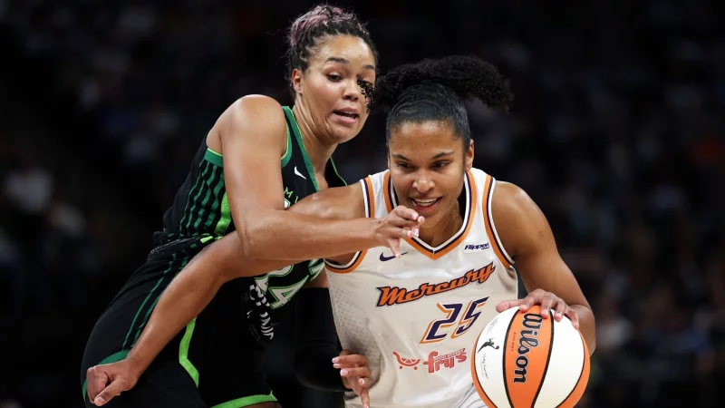 Das zweite Spiel der Playoff-Serie zwischen den Lynx und den Mercury war intensiv. - &copy; Matt Krohn/AP/dpa