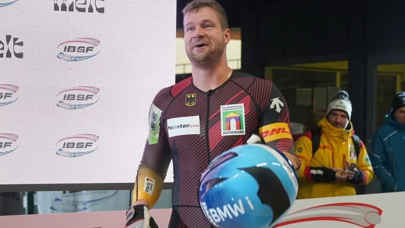 Bob-Pilot Johannes Lochner geht in seine letzte Saison. - &copy; Roman Koksarov/dpa