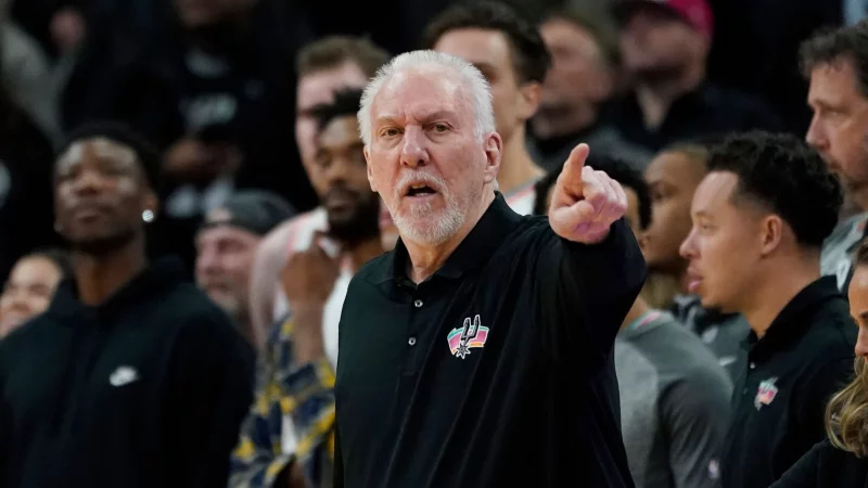 Wechselt die Trainer-Bank mit dem Pr&auml;sidenten-Stuhl: Gregg Popovich. - &copy; Eric Gay/AP/dpa