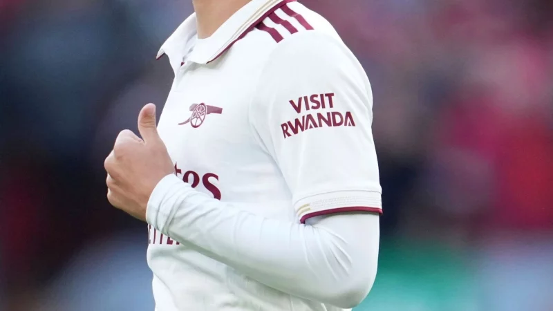 Mit dem Schriftzug &laquo;Visit Rwanda&raquo; wirbt das Land f&uuml;r den Tourismus im Land. - &copy; Jon Super/AP/dpa