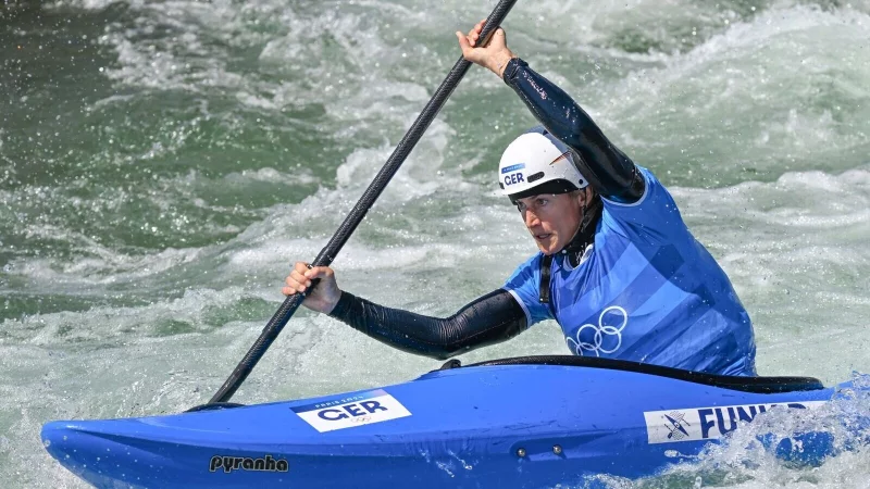 Ricarda Funk ist erstmals richtig zufrieden im Kaja-Cross. Beim Weltcupfinale wird sie Zweite im Time Trial und siegt im danach sogar. (Archivbild) - © Sebastian Kahnert/dpa