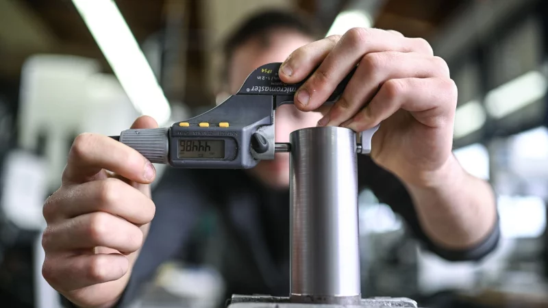 Haben Sie als Auszubildender nur geringe Eink&uuml;nfte? Dann kann sich die Abgabe einer Steuererkl&auml;rung trotzdem lohnen. - &copy; Felix K&auml;stle/dpa