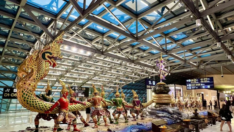 Mehr Schutz bei Verspätung: Ab dem 20. Mai haben Flugreisende in Thailand Anspruch auf Entschädigungen und bessere Versorgung. - © Carola Frentzen/dpa-tmn