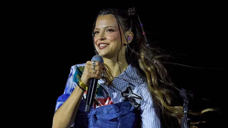 Nina Chuba wurde 2022 mit dem Song &laquo;Wildberry Lillet&raquo; ber&uuml;hmt. (Archivbild) - &copy; Georg Wendt/dpa