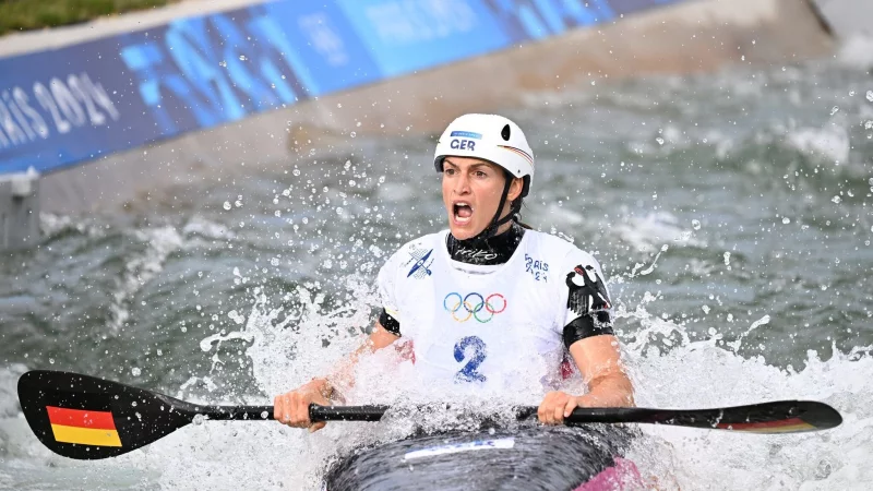 Ricarda Funks neues Paddel ist auf dem Weg zur WM verschwunden. - &copy; Sebastian Kahnert/dpa