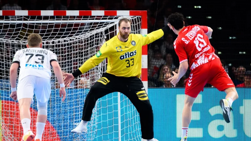 Torwart Andreas Wolff fehlt den deutschen Handballern gegen die Türkei. - © Marco Wolf/dpa
