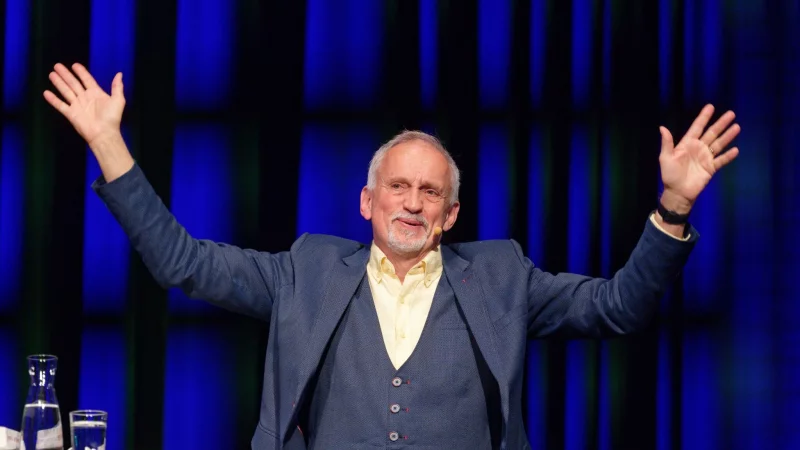 Gefeierter Literaturstar: Jussi Adler-Olsen bei der Lit.Cologne. (Archivbild) - &copy; Henning Kaiser/dpa