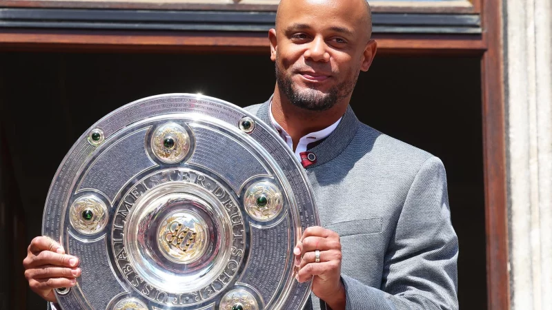 Trainer Vincent Kompany freut sich auf Zeit mit der Familie. - © Karl-Josef Hildenbrand/dpa