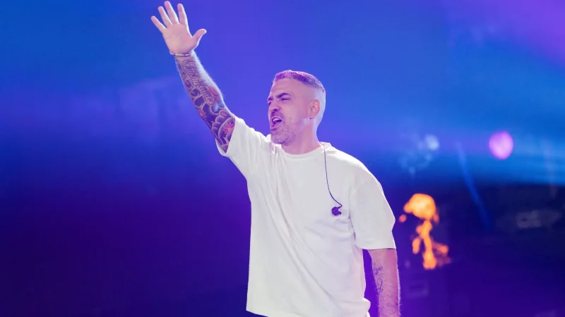 2026 geht der Rapper auf Abschiedstour. Nun hat er zu den zehn Konzerten noch f&uuml;nf Zusatztermine angek&uuml;ndigt. (Archivbild) - &copy; Rolf Vennenbernd/dpa