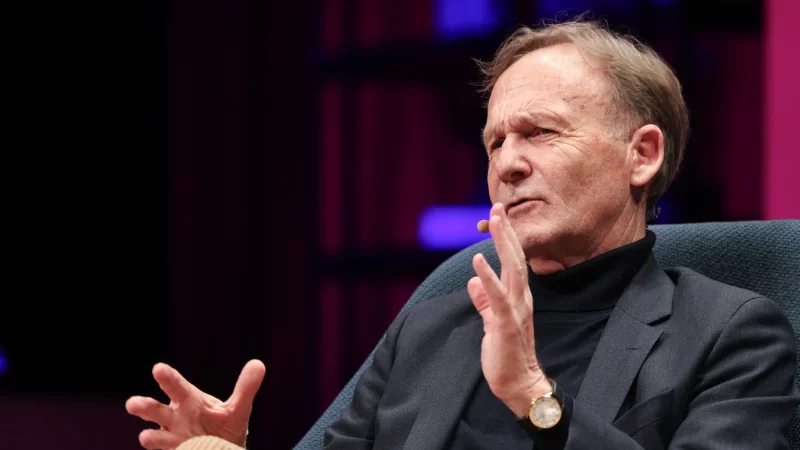 DFB-Vizepr&auml;sident Hans-Joachim Watzke z&auml;hlt die Nationalmannschaft nicht zu den WM-Top-Favoriten. - &copy; Christian Charisius/dpa