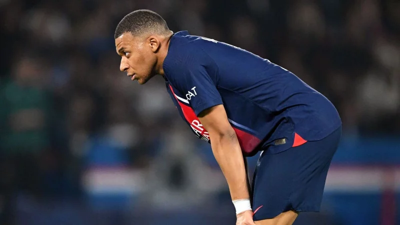 Mbapp&eacute; zieht gegen seinen fr&uuml;heren Club PSG vor die Justiz. - &copy; Robert Michael/dpa